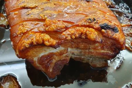 Schweinekrustenbraten mit knuspriger Kruste